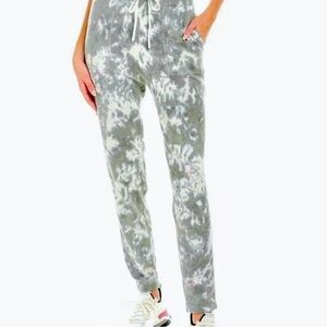 Johnny Was Calme Washable Cashmere Blend
Pants Joggers Green Tie Dye NEW W/ Tag